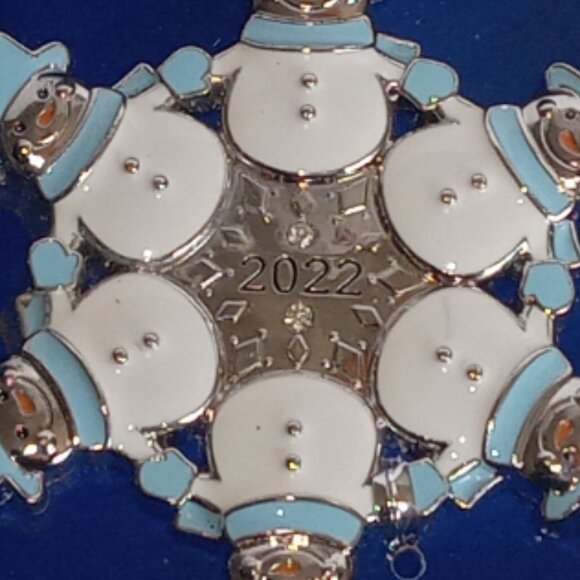 Snowman Snowflake Collectible Christmas Tree Ornament 2022 - Picture 4 of 5